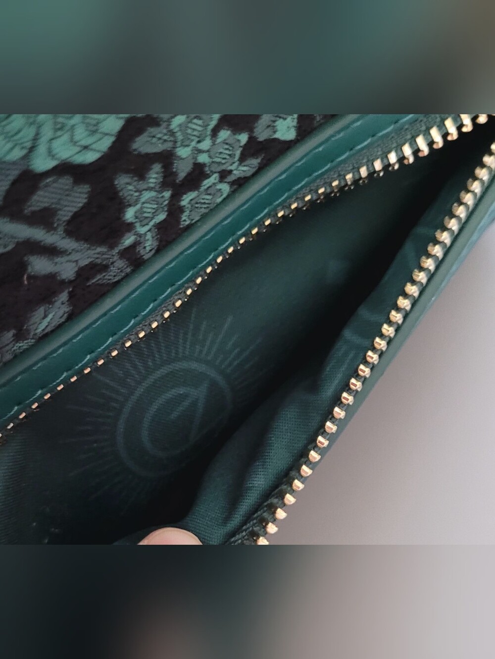 Wicked Oz Green Floral Handbag with Bag Chain - BoxLunch Exclusive - Picture 9 of 9